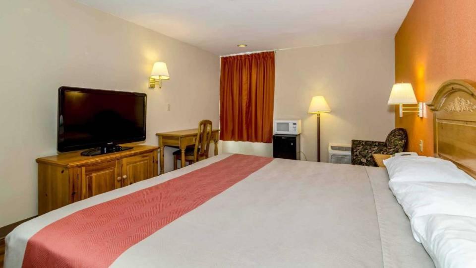 Motel 6-Newark, De Zewnętrze zdjęcie