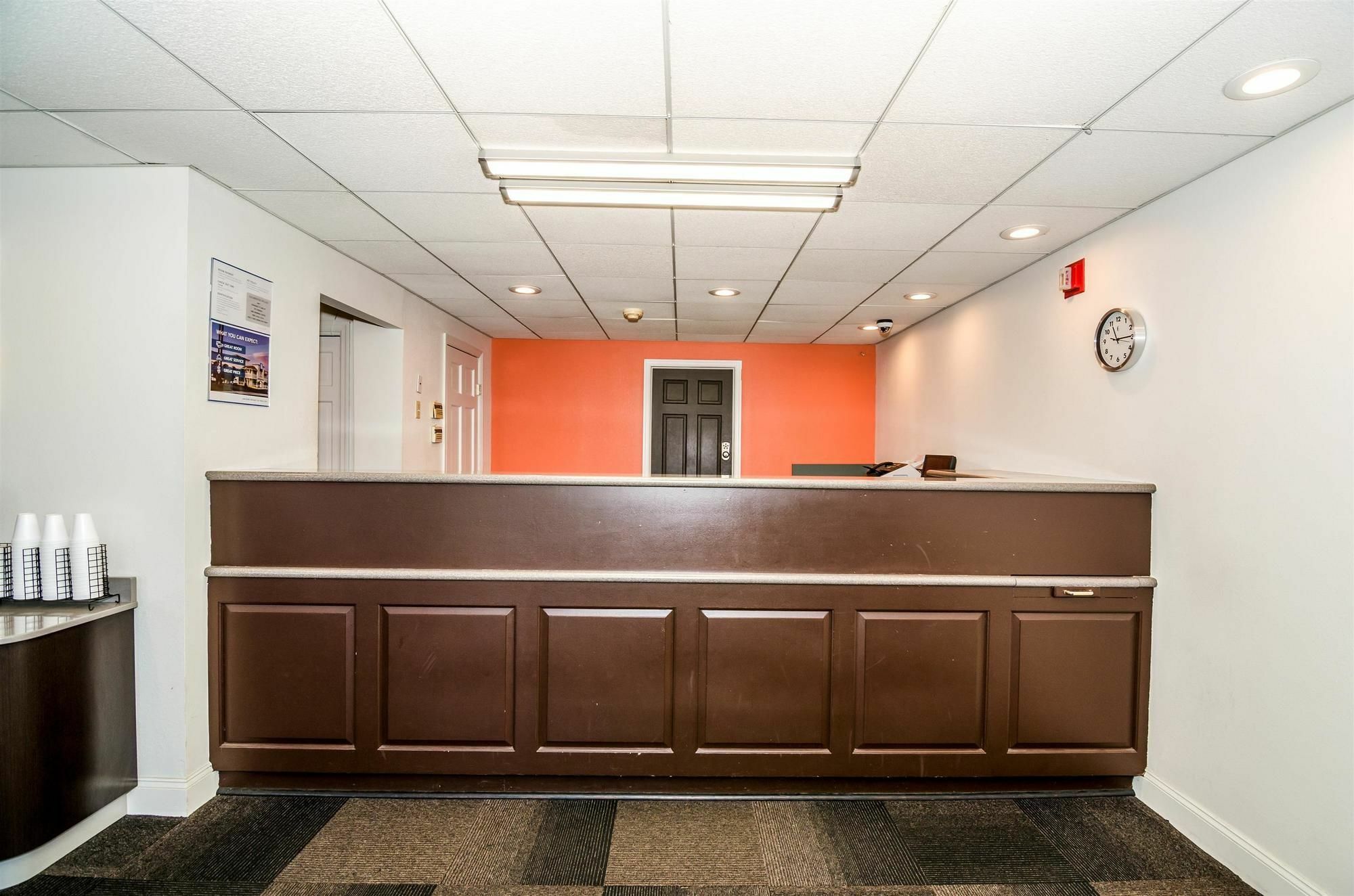 Motel 6-Newark, De Zewnętrze zdjęcie