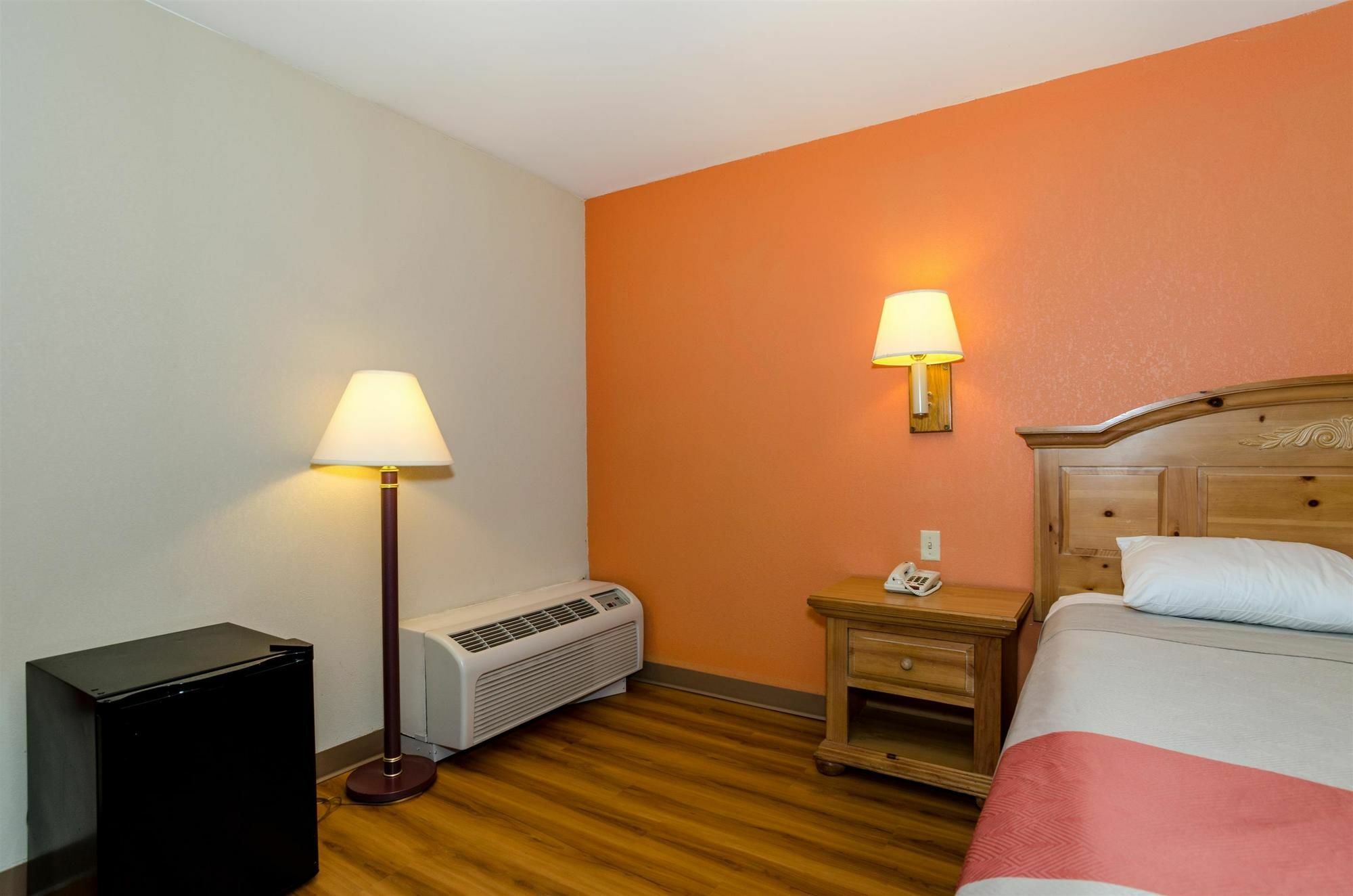 Motel 6-Newark, De Zewnętrze zdjęcie