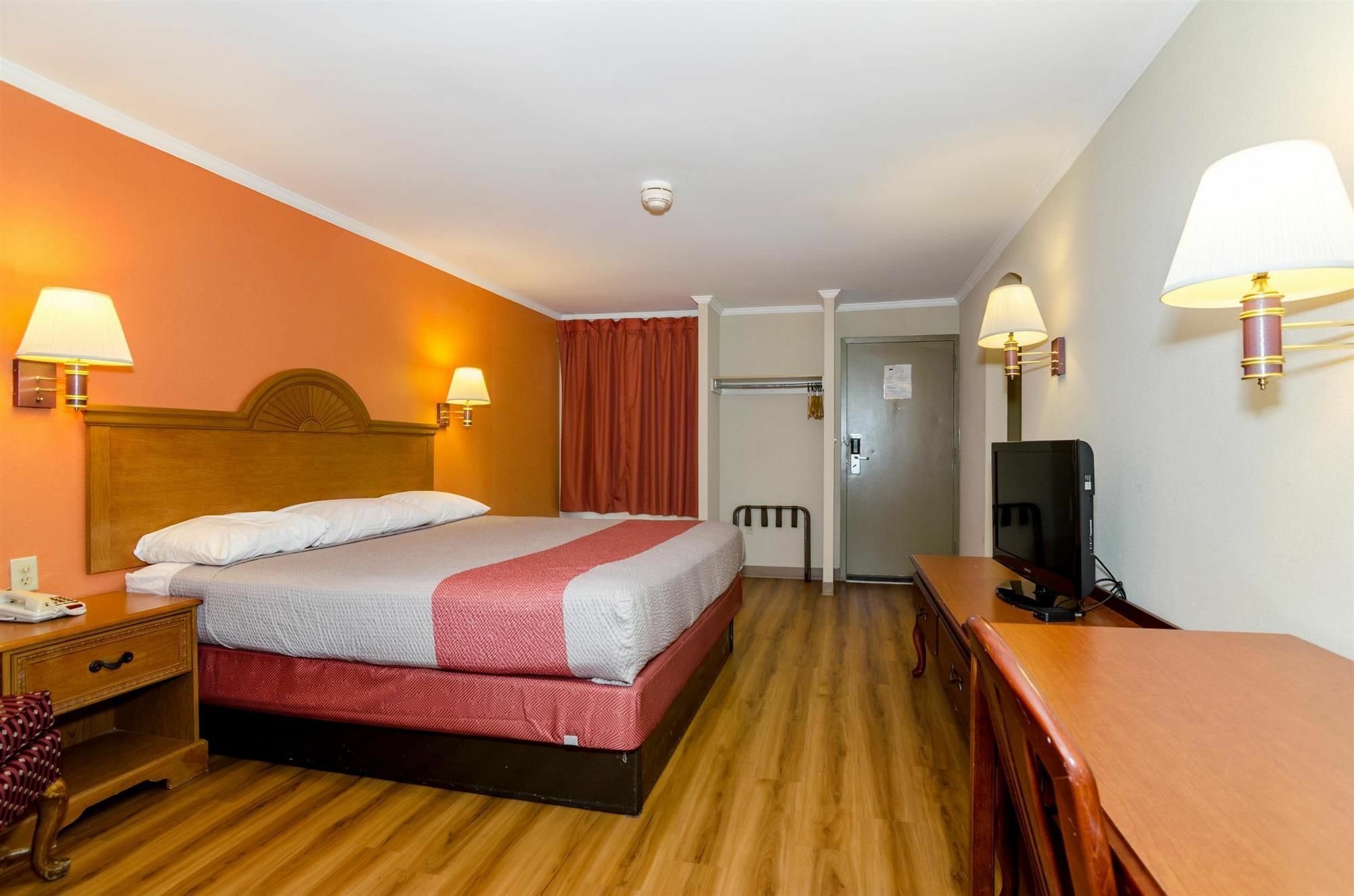 Motel 6-Newark, De Zewnętrze zdjęcie