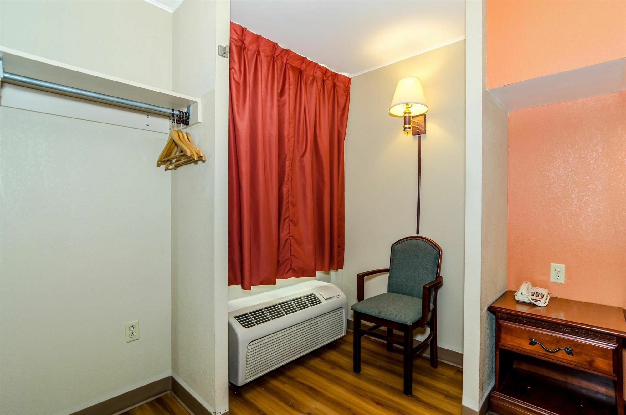 Motel 6-Newark, De Zewnętrze zdjęcie
